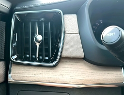 Volvo XC90 Plus B6 AWD 7-Seater 2026