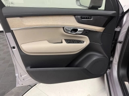 Volvo XC90 Plus B6 AWD 7-Seater 2026