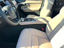 Volvo XC90 Plus B6 AWD 7-Seater 2026