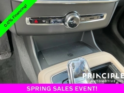 Volvo XC90 Plus B6 AWD 7-Seater 2026