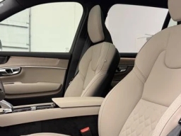 Volvo XC90 Plus B6 AWD 7-Seater 2026