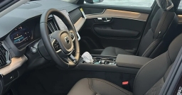 Volvo XC90 Plus B6 AWD 7-Seater 2026