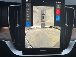 Volvo XC90 Plus B6 AWD 7-Seater 2026