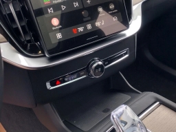 Volvo XC90 Plus B6 AWD 7-Seater 2026