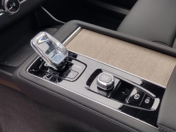 Volvo XC90 Plus B6 AWD 7-Seater 2026