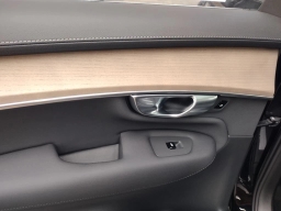 Volvo XC90 Plus B6 AWD 7-Seater 2026