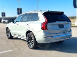Volvo XC90 Plus B6 AWD 7-Seater 2026