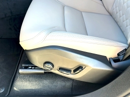 Volvo XC90 Plus B6 AWD 7-Seater 2026