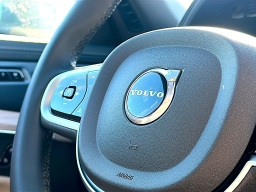 Volvo XC90 Plus B6 AWD 7-Seater 2026