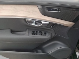 Volvo XC90 Plus B6 AWD 7-Seater 2026