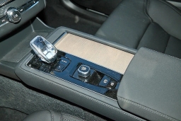 Volvo XC90 Plus B6 AWD 7-Seater 2026