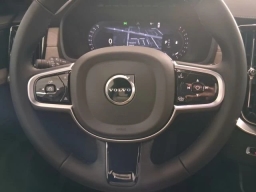 Volvo XC90 Plus B6 AWD 7-Seater 2026