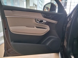 Volvo XC90 Plus B6 AWD 7-Seater 2026