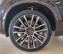 Volvo XC90 Plus B6 AWD 7-Seater 2026