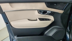 Volvo XC90 Plus B6 AWD 7-Seater 2026