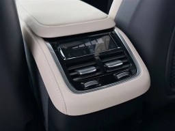 Volvo XC90 Plus B6 AWD 7-Seater 2026
