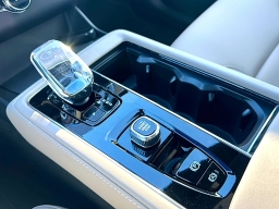 Volvo XC90 Plus B6 AWD 7-Seater 2026