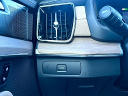 Volvo XC90 Plus B6 AWD 7-Seater 2026