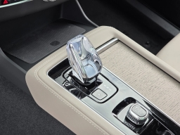 Volvo XC90 Plus B6 AWD 7-Seater 2026