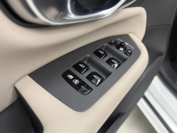 Volvo XC90 Plus B6 AWD 7-Seater 2026