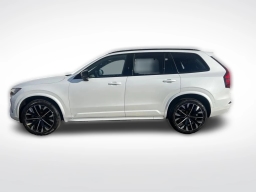 Volvo XC90 Ultra Dark Theme B6 AWD 7-Seater 2026