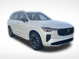 Volvo XC90 Ultra Dark Theme B6 AWD 7-Seater 2026