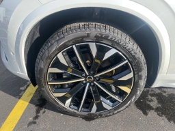 Volvo XC90 Ultra Dark Theme B6 AWD 7-Seater 2026