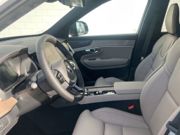 Volvo XC90 Ultra Dark Theme B6 AWD 7-Seater 2026