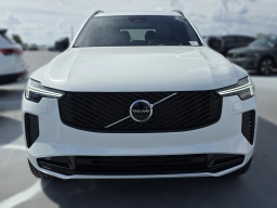 Volvo XC90 Ultra Dark Theme B6 AWD 7-Seater 2026