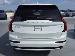 Volvo XC90 Ultra Dark Theme B6 AWD 7-Seater 2026