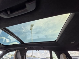 Volvo XC90 Ultra Dark Theme B6 AWD 7-Seater 2026