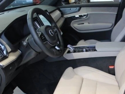 Volvo XC90 Ultra Dark Theme B6 AWD 7-Seater 2026