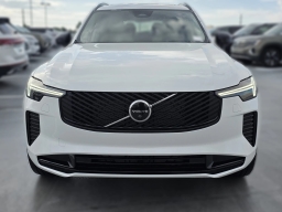 Volvo XC90 Ultra Dark Theme B6 AWD 7-Seater 2026