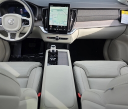 Volvo XC90 Ultra Dark Theme B6 AWD 7-Seater 2026