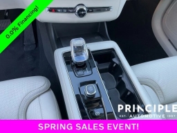 Volvo XC90 Ultra Dark Theme B6 AWD 7-Seater 2026