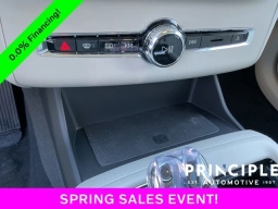Volvo XC90 Ultra Dark Theme B6 AWD 7-Seater 2026