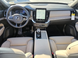 Volvo XC90 Ultra Dark Theme B6 AWD 7-Seater 2026