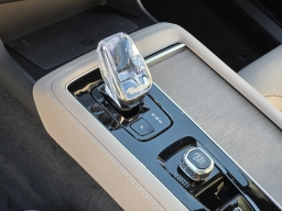 Volvo XC90 Ultra Dark Theme B6 AWD 7-Seater 2026