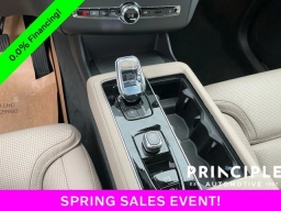 Volvo XC90 Ultra Dark Theme B6 AWD 7-Seater 2026