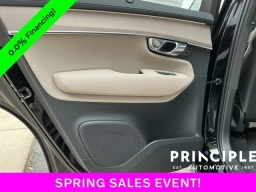 Volvo XC90 Ultra Dark Theme B6 AWD 7-Seater 2026