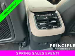 Volvo XC90 Ultra Dark Theme B6 AWD 7-Seater 2026