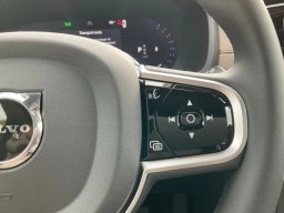 Volvo XC90 Ultra Dark Theme B6 AWD 7-Seater 2026