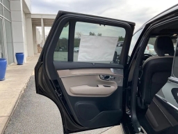 Volvo XC90 Ultra Dark Theme B6 AWD 7-Seater 2026