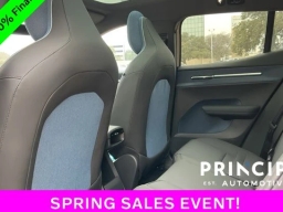 Volvo EX30 Cross Country Ultra Twin Motor AWD 2026