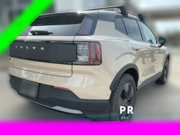 Volvo EX30 Cross Country Ultra Twin Motor AWD 2026