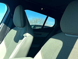 Volvo EX30 Cross Country Ultra Twin Motor AWD 2026