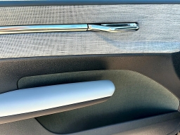 Volvo EX30 Cross Country Ultra Twin Motor AWD 2026