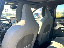 Volvo EX30 Cross Country Ultra Twin Motor AWD 2026