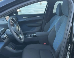 Volvo EX30 Plus Twin Motor AWD 2026