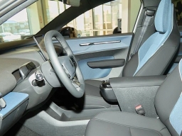 Volvo EX30 Plus Twin Motor AWD 2026